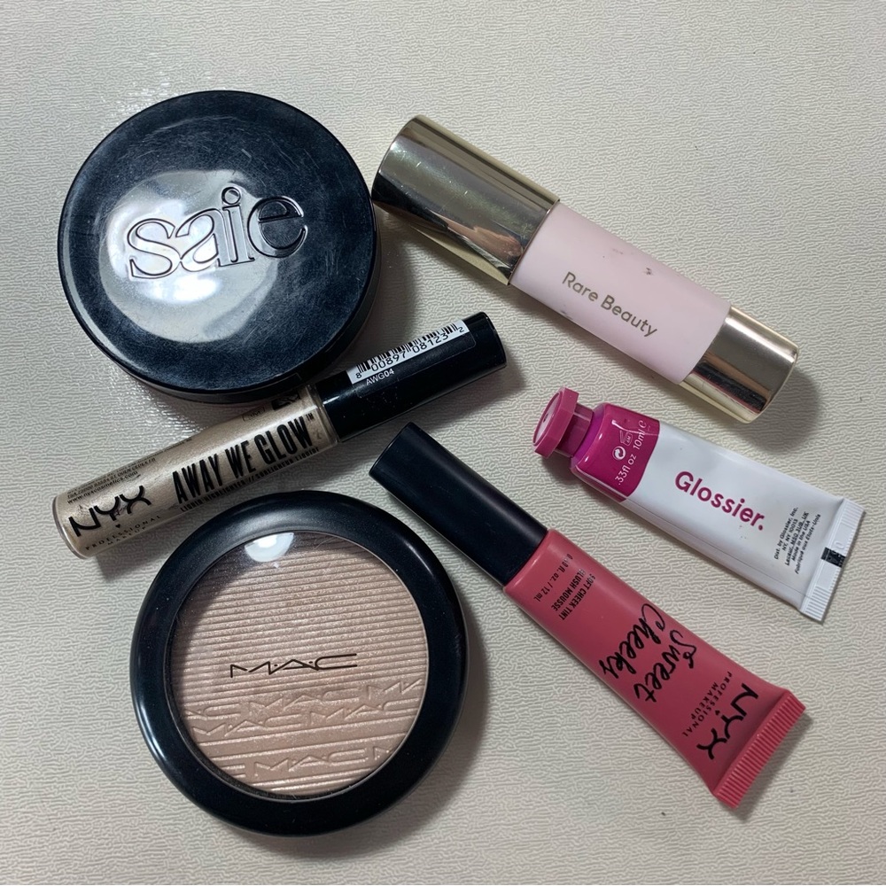 Bundle of cheek products - blush, bronzer, highlighter